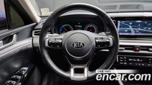 Kia K5 Prestige 2020 года из Южной Кореи
