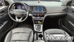 Hyundai AVANTE 1.6 2020 года из Южной Кореи
