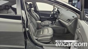 Hyundai AVANTE 1.6 2020 года из Южной Кореи