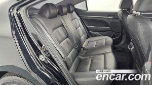 Hyundai AVANTE 1.6 2020 года из Южной Кореи