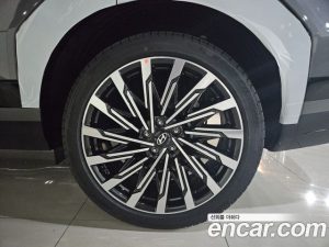 Hyundai Santafe Бензин 2.5T 4WD 2024 года из Южной Кореи