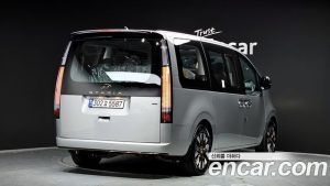 Hyundai Staria 4WD Lounge 9-Seater 2024 года из Южной Кореи