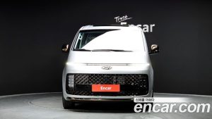Hyundai Staria 4WD Lounge 9-Seater 2024 года из Южной Кореи