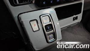 Hyundai Staria 4WD Lounge 9-Seater 2024 года из Южной Кореи