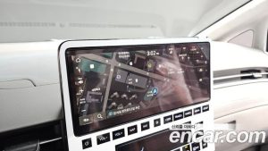 Hyundai Staria 4WD Lounge 9-Seater 2024 года из Южной Кореи