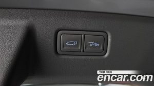 Hyundai Staria 4WD Lounge 9-Seater 2024 года из Южной Кореи
