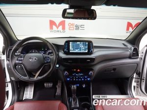 Hyundai Tucson Дизель 2.0 2WD 2020 года из Южной Кореи