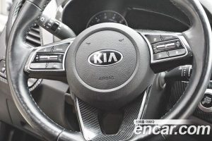 Kia Seltos Бензин 1.6 Turbo 2WD 2020 года из Южной Кореи
