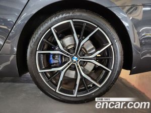 BMW 5-Series 530i xDrive M Sport 2021 года из Южной Кореи