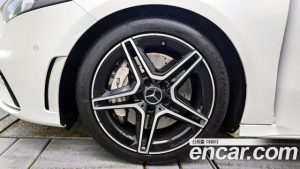 Mercedes-Benz A-Class AMG A35 4MATIC SEDAN 2021 года из Южной Кореи