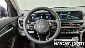 Kia Seltos Бензин 2.0 2WD 2024 года из Южной Кореи