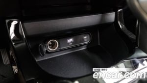 Kia Seltos Бензин 2.0 2WD 2024 года из Южной Кореи