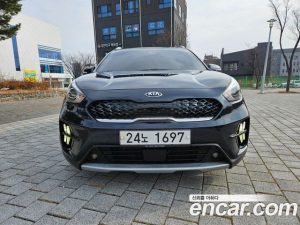 Kia Niro 1.6 HEV 2020 года из Южной Кореи
