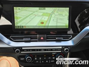 Kia Niro 1.6 HEV 2020 года из Южной Кореи