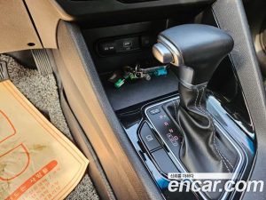 Kia Niro 1.6 HEV 2020 года из Южной Кореи