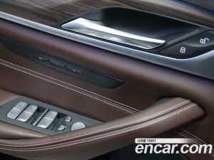 BMW 5-Series 520d xDrive M Sport Plus 2020 года из Южной Кореи