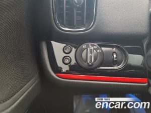 Mini Countryman JCW 2020 года из Южной Кореи