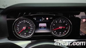 Mercedes-Benz E-Class E250 Avantgarde 2020 года из Южной Кореи