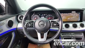 Mercedes-Benz E-Class E250 Avantgarde 2020 года из Южной Кореи