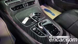 Mercedes-Benz E-Class E250 Avantgarde 2020 года из Южной Кореи