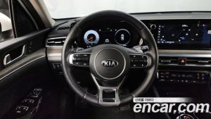 Kia K5 2.0 2020 года из Южной Кореи