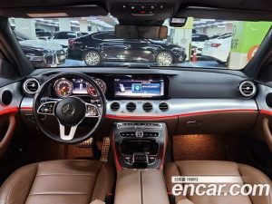 Mercedes-Benz E-Class E250 Avantgarde 2020 года из Южной Кореи