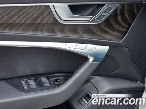 Audi A6 45 TFSI 4WD Premium 2021 года из Южной Кореи