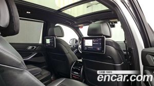 BMW X7 xDrive 30d M Sport 6인승 2020 года из Южной Кореи