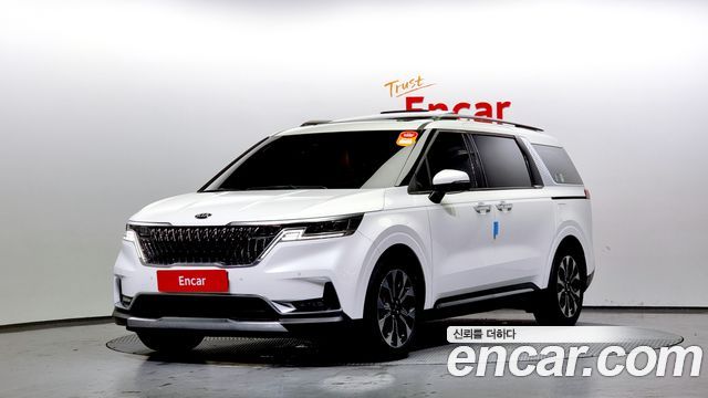 Kia Carnival 9-Seater Noblesse 2021 года из Кореи