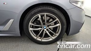 BMW 5-Series 520d M Sport Plus 2020 года из Южной Кореи