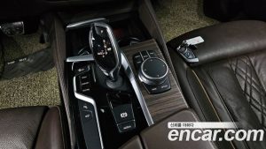 BMW 5-Series 520d M Sport Plus 2020 года из Южной Кореи