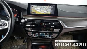 BMW 5-Series 520d M Sport Plus 2020 года из Южной Кореи