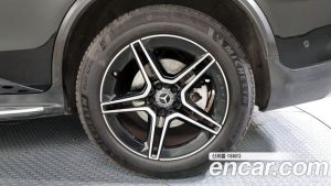Mercedes-Benz GLC-Class GLC300 4MATIC Coupe 2020 года из Южной Кореи