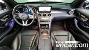 Mercedes-Benz GLC-Class GLC300 4MATIC Coupe 2020 года из Южной Кореи