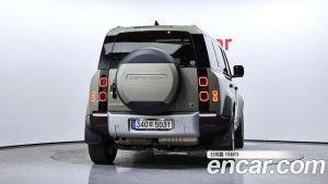Land Rover Defender 110 D240 SE 2020 года из Южной Кореи