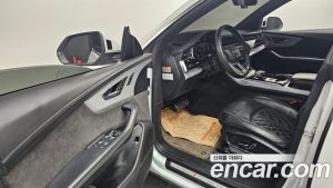 Audi Q8 50 TDI 4WD Premium 2021 года из Южной Кореи