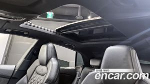 Audi Q8 50 TDI 4WD Premium 2021 года из Южной Кореи