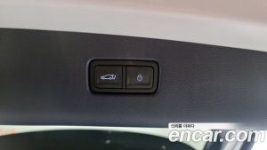 Genesis GV70 2.5T Бензин 2WD 2024 года из Южной Кореи