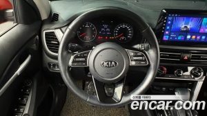 Kia Seltos Бензин 1.6 Turbo 2WD 2020 года из Южной Кореи