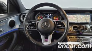 Mercedes-Benz E-Class E250 Avantgarde 2020 года из Южной Кореи