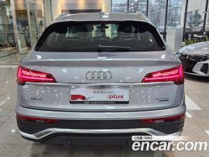 Audi Q5 40 TDI 4WD Premium Sportback 2023 года из Южной Кореи