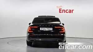Volvo S60 T5 Inscription 2020 года из Южной Кореи