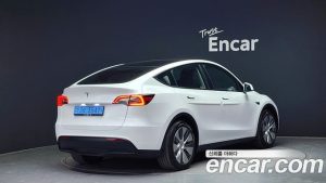 Tesla Model Y RWD 2024 года из Южной Кореи