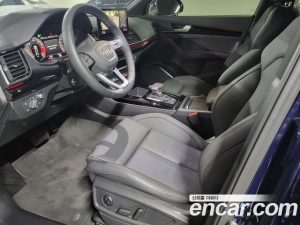 Audi Q5 40 TDI 4WD Premium 2023 года из Южной Кореи