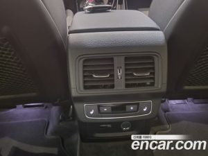 Audi Q5 40 TDI 4WD Premium 2023 года из Южной Кореи