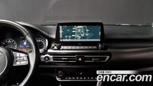 Kia Seltos Бензин 1.6 Turbo 2WD 2020 года из Южной Кореи