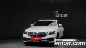 Mercedes-Benz E-Class E300e 4MATIC Exclusive 2021 года из Южной Кореи