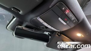 Mercedes-Benz E-Class E300e 4MATIC Exclusive 2021 года из Южной Кореи