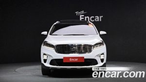 Kia Sorento Дизель 2.0 2WD 2020 года из Южной Кореи