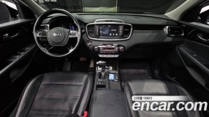 Kia Sorento Дизель 2.0 2WD 2020 года из Южной Кореи